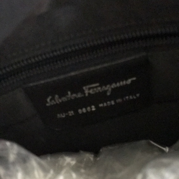 ferragamo bag - Picture 5 of 6